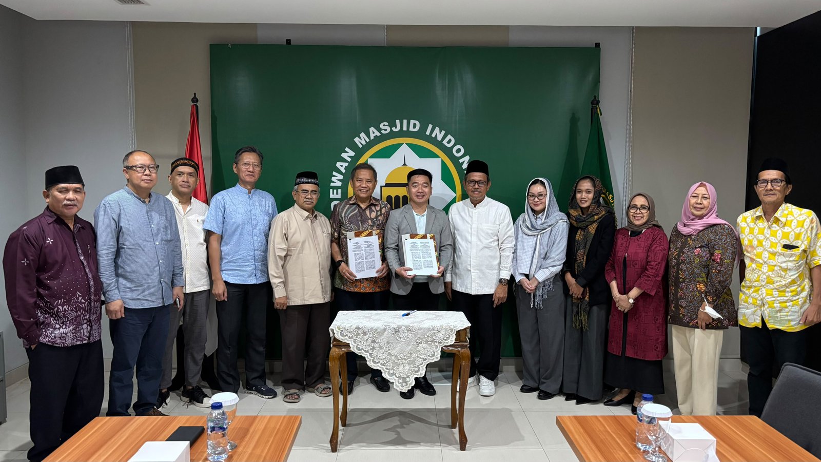 DMI dan V-Green Teken MoU, Bangun Infrastruktur Kendaraan Listrik di Area Masjid