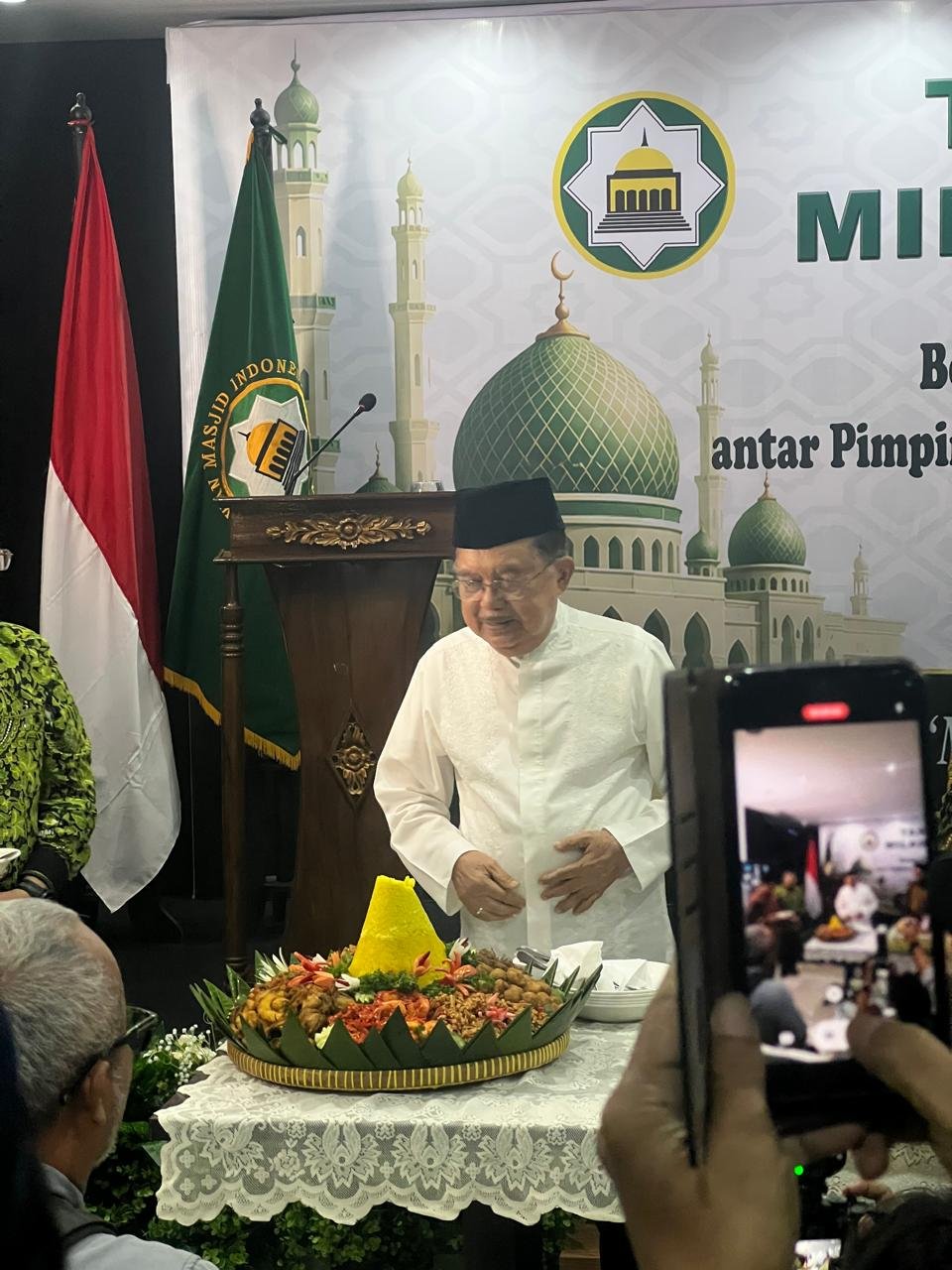 Ketua Umum PP DMI Jusuf Kalla - Foto 9
