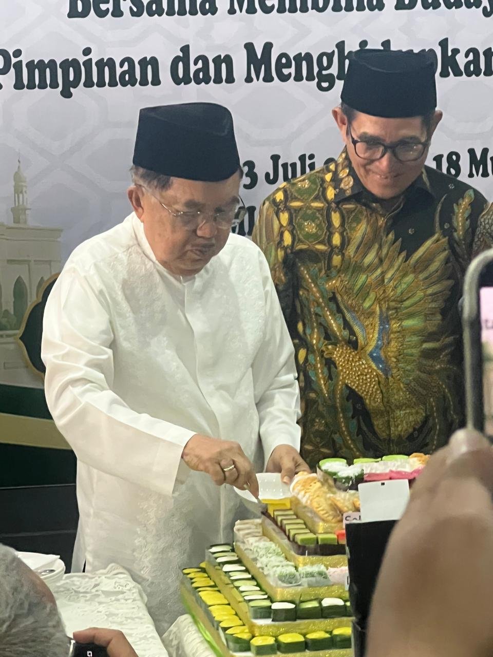 Ketua Umum PP DMI Jusuf Kalla - Foto 10