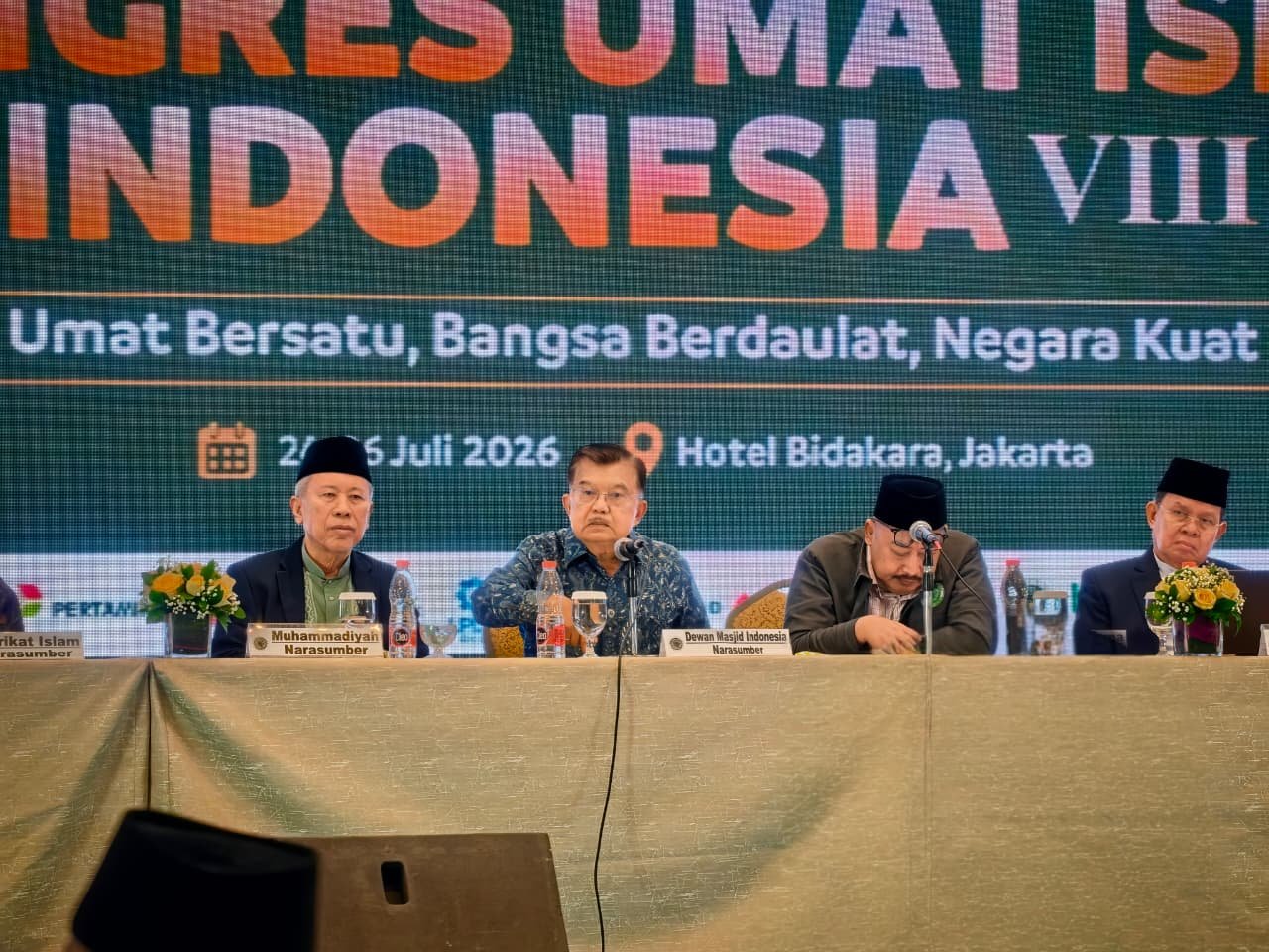 Jusuf Kalla Menghadiri Kongres Umat Islam Indonesia - Foto 2