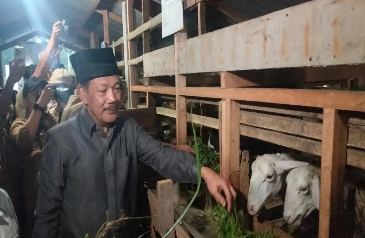 Baznas RI Resmikan Balai Ternak Medikorejo