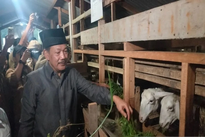 Baznas RI Resmikan Balai Ternak Medikorejo
