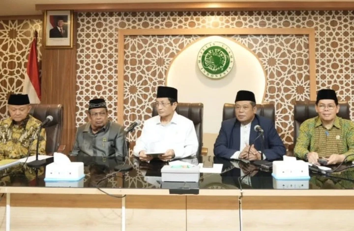 Kemenag Serahkan Bantuan untuk MUI Sebesar Rp3 miliar