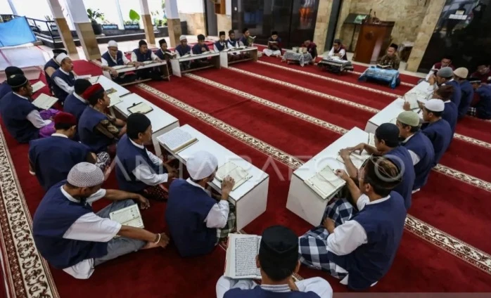 Peringati Nuzulul Quran, Kemenag Gelar 350 Ribu Khataman Al Quran