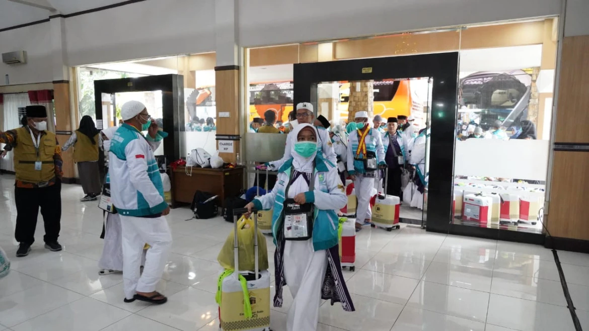Jemaah Haji Kloter 1 SOC Tiba di Tanah Air